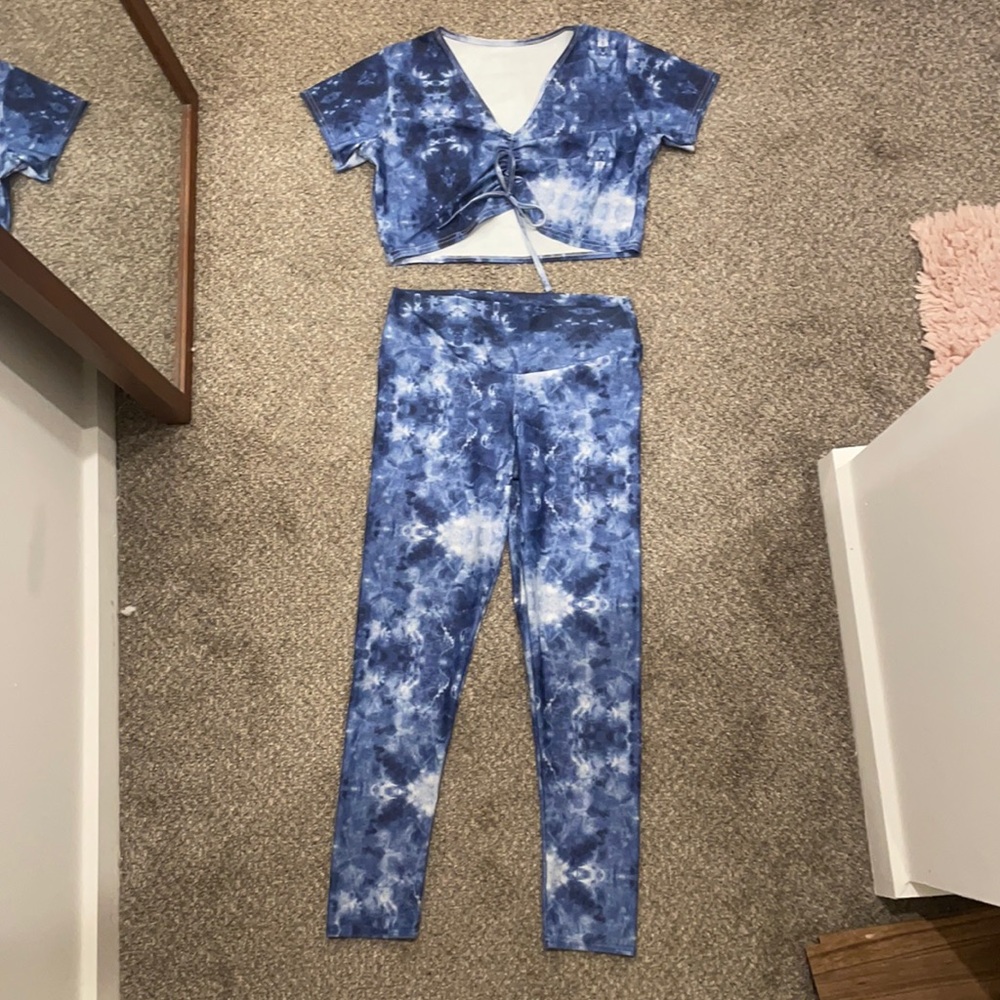 Pretty Little Thing Tie Dye Workout Set